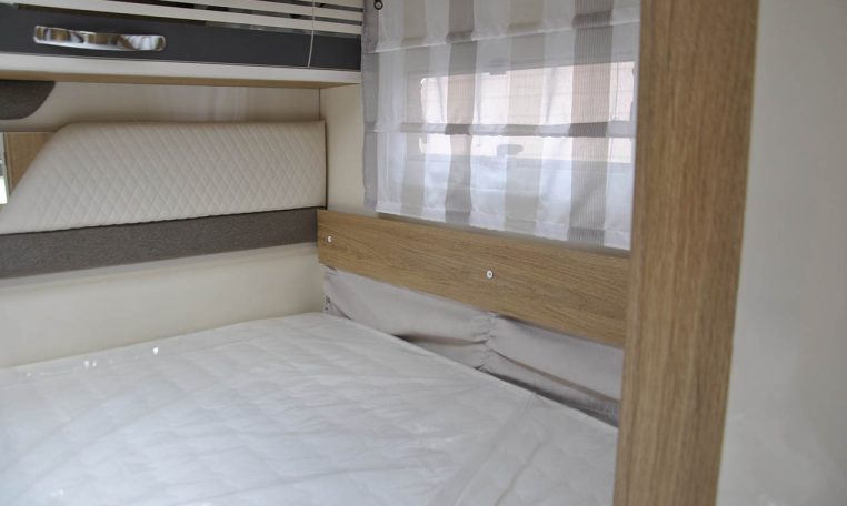 rollerteam-zefiro295tl-caravanbacci