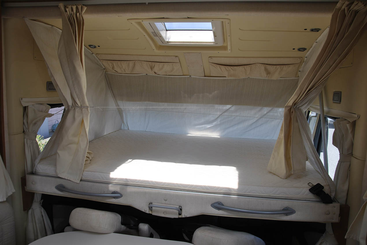 Bâche Pour Camping-car ARCA - Dimensions Environ 7,2 M - Hauteur 720 ? - Neuf