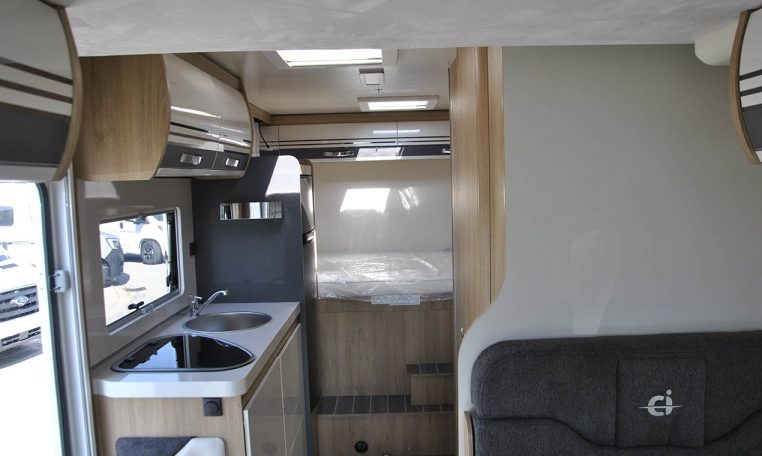 ci-horon98xt-caravanbacci