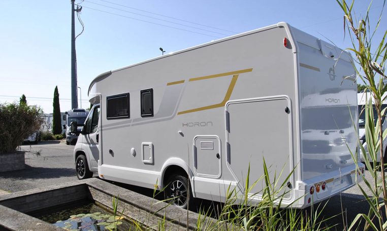 ci-horon98xt-caravanbacci