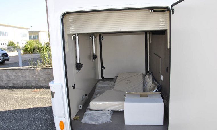 mclouis-mc4879-caravanbacci