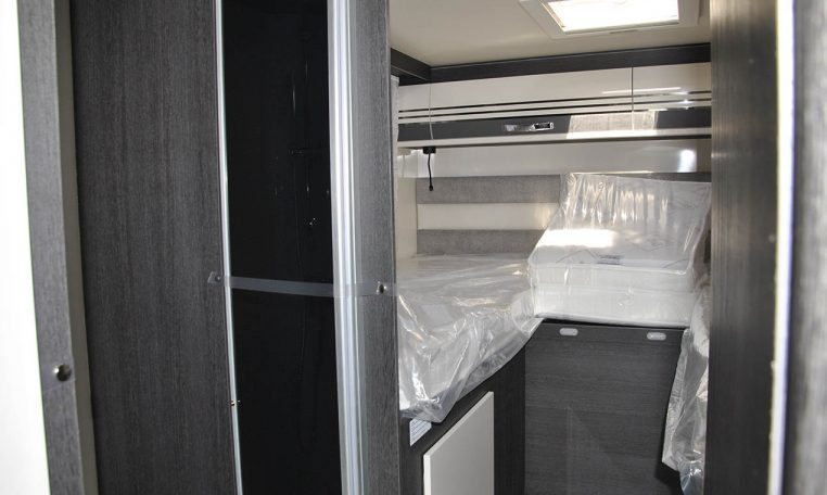 rollerteam-kronos287tl-caravanbacci