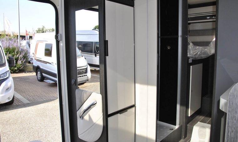 rollerteam-kronos287tl-caravanbacci