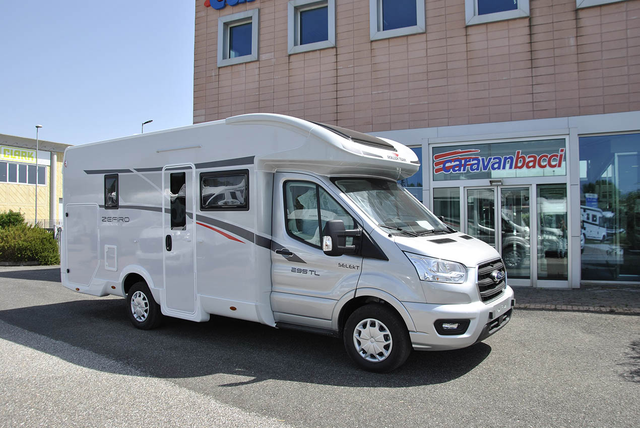 rollerteam-zefiro295tl-caravanbacci