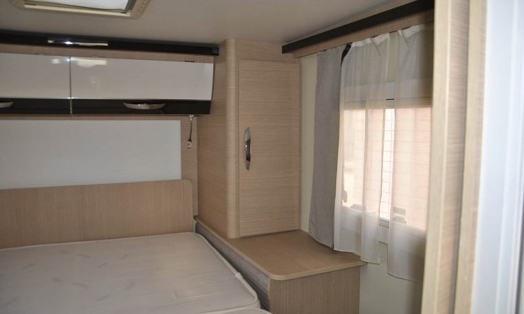 mclouis-nevis79g-caravanbacci