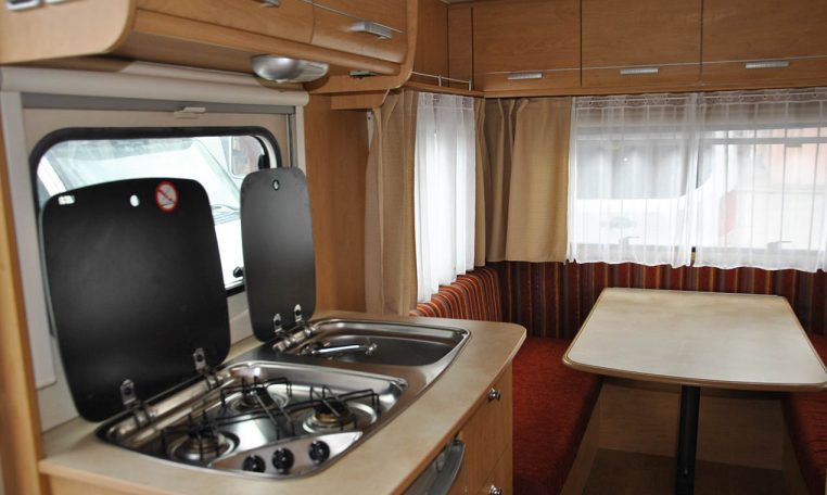 caravelair-antaresluxe425-caravanbacci