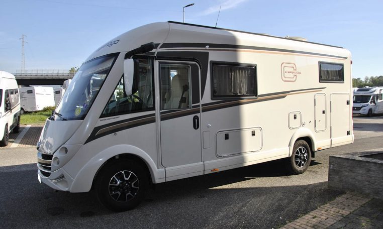 carthago-compact143-caravanbacci