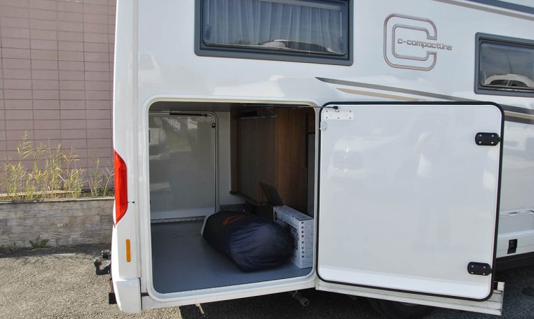 carthago-compact143-caravanbacci