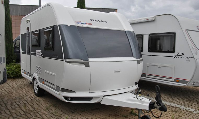 hobby-ontour390-caravanbacci