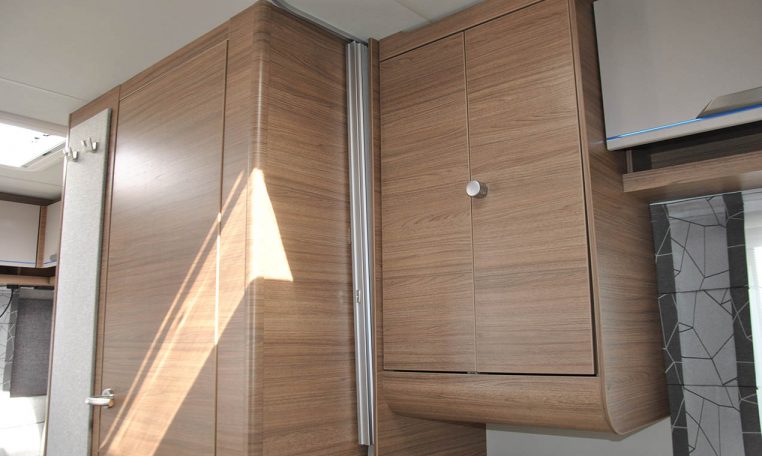 knaus-sport460eu-caravanbacci