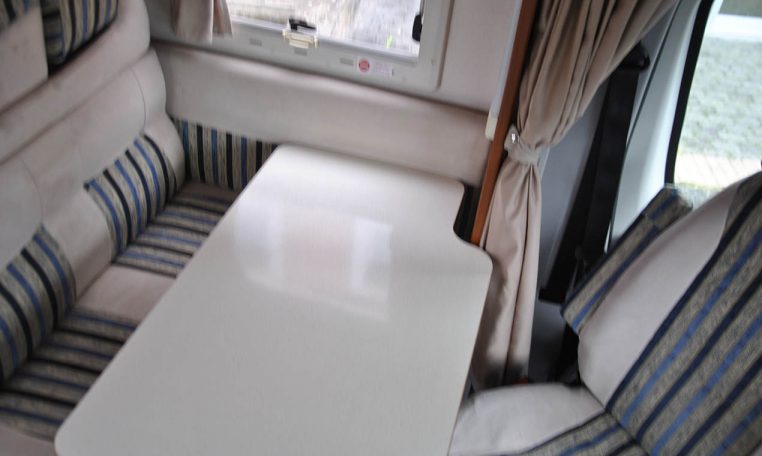 laika-x595r-caravanbacci
