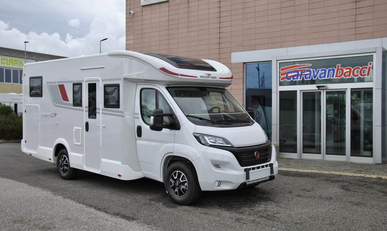 rollerteam-kronos285tl-caravanbacci