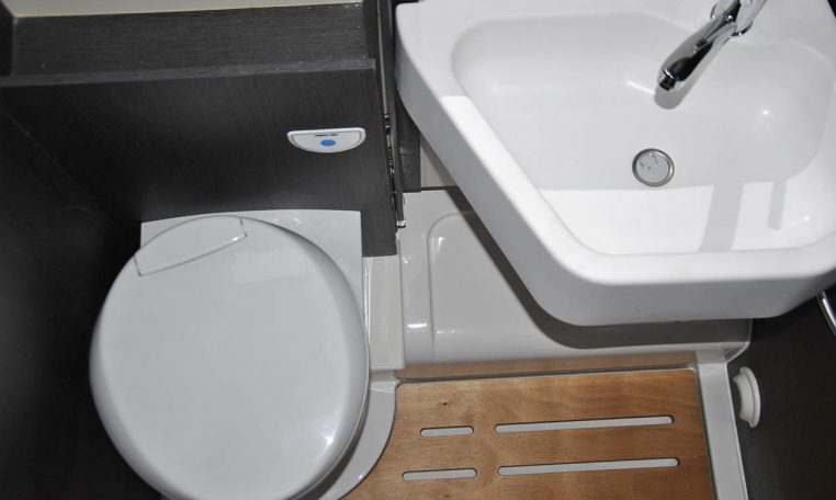 rollerteam-kronos285tl-caravanbacci