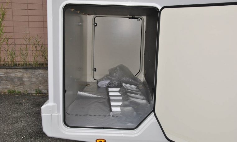 rollerteam-kronos285tl-caravanbacci