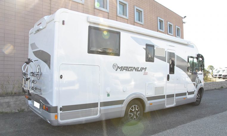 elnagh-magnum530-caravanbacci