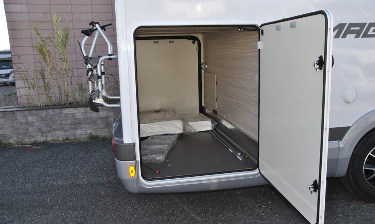 elnagh-magnum530-caravanbacci