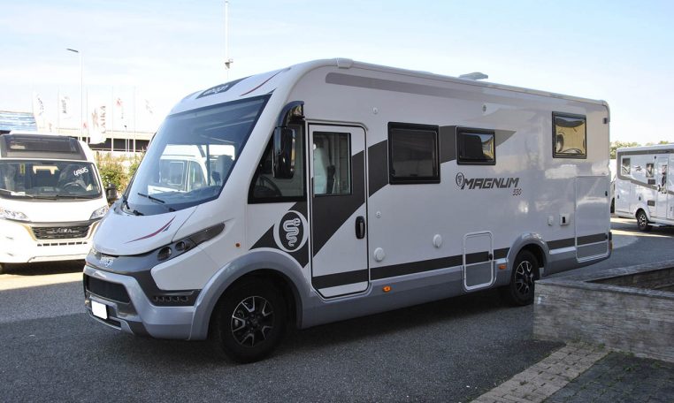 elnagh-magnum530-caravanbacci