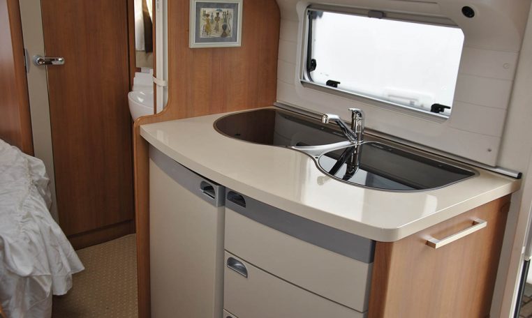 hobby-410sfeexcellent-caravanbacci