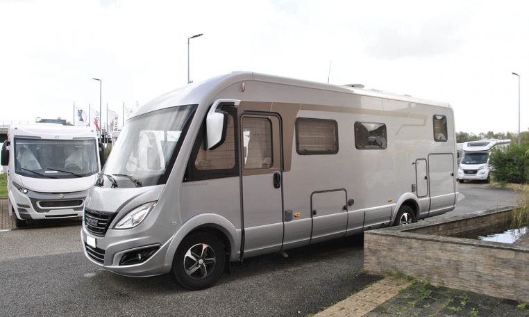 hymer-b704sl-caravanbacci