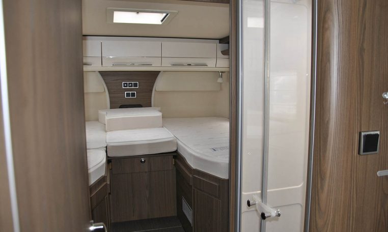 hymer-b704sl-caravanbacci