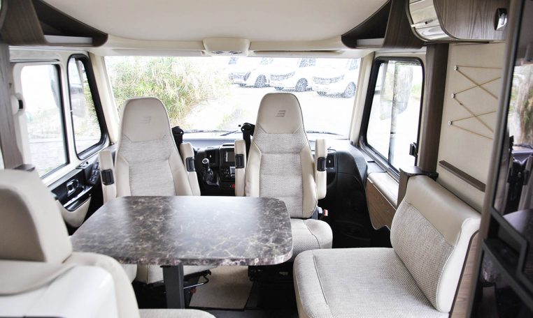 hymer-b704sl-caravanbacci