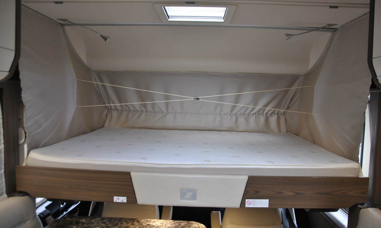 hymer-b704sl-caravanbacci