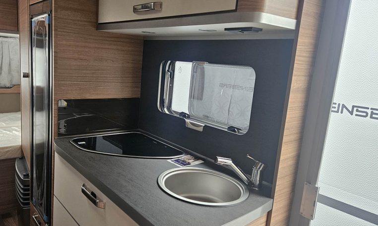 weinsberg-caraone480qdk-caravanbacci