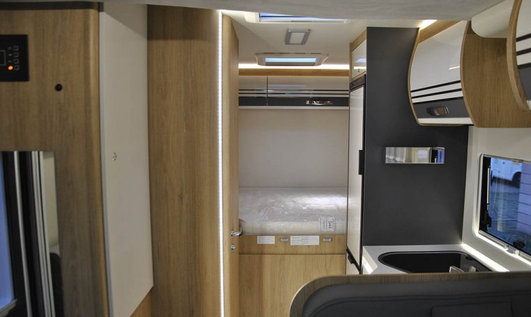 ci-horon94xtelite-caravanbacci