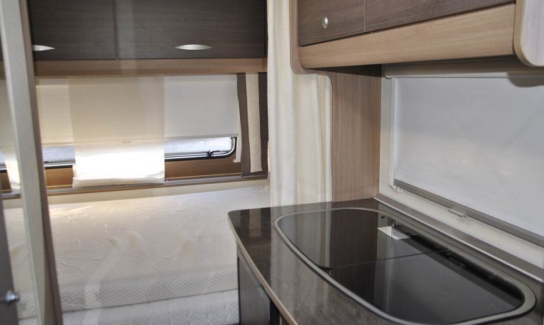 burstner-premio435ts-caravanbacci