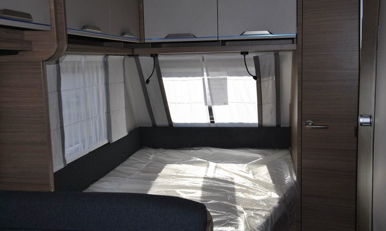 knaus-sport540fdk-caravanbacci