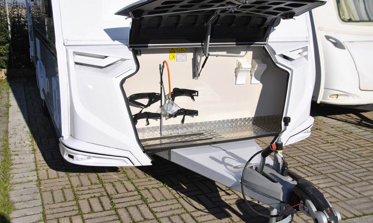 knaus-sport540fdk-caravanbacci