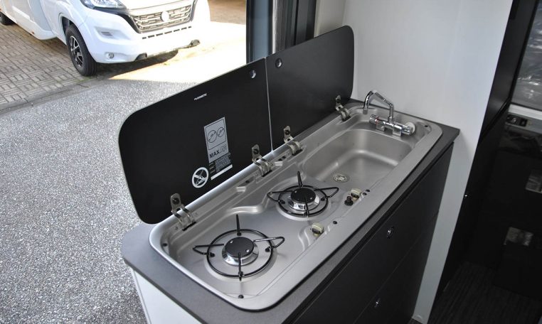 mclouis-menfys4maxi-caravanbacci
