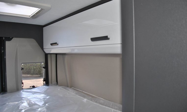 mclouis-menfys4maxi-caravanbacci