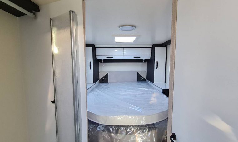 mclouis-mc4381-caravanbacci