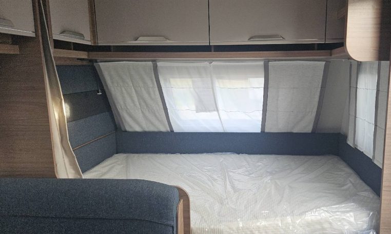knaus-sport500kd-caravanbacci