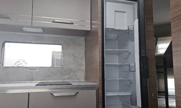 knaus-sport500kd-caravanbacci