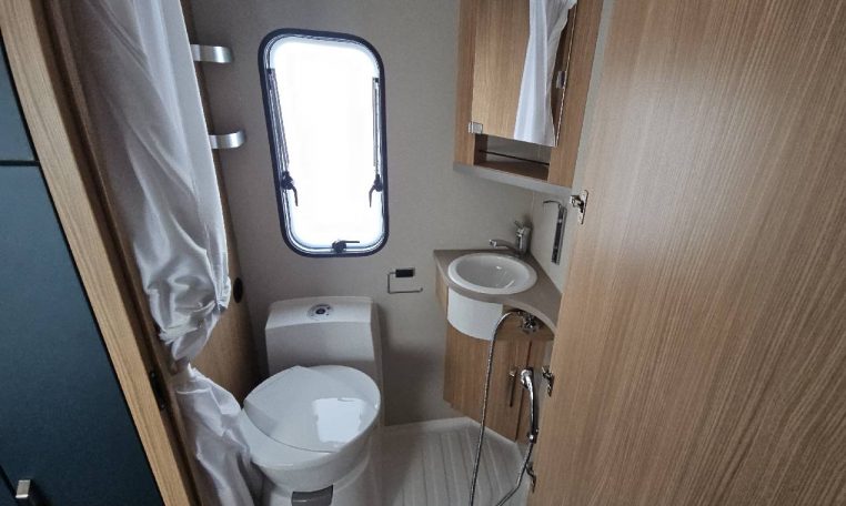 knaus-sport&fun480ql-caravanbacci