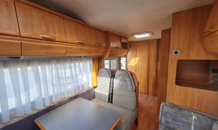 adria-coral670dk-caravanbacci