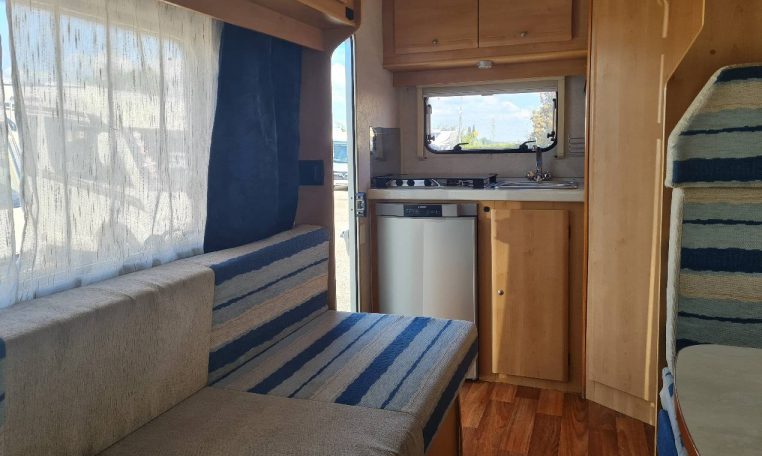 blucamp-fly15-caravanbacci