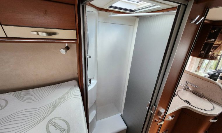 hymer-b594-caravanbacci