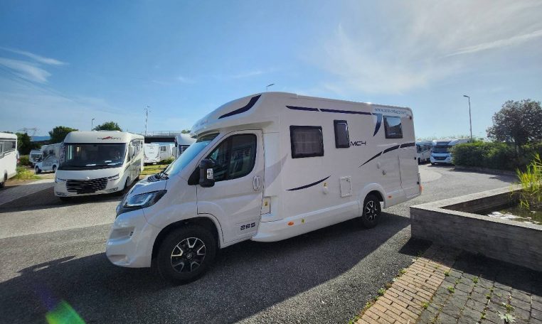 mclouis-mc4265-caravanbacci