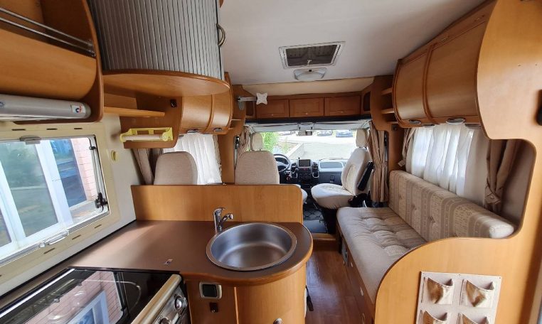 ci-riviera55p-caravanbacci