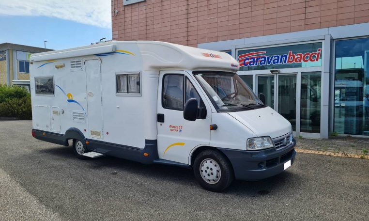 ci-riviera55p-caravanbacci