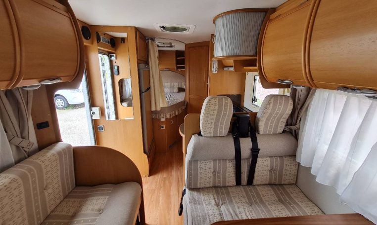 ci-riviera55p-caravanbacci
