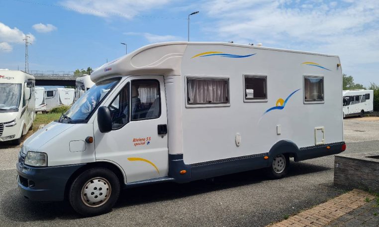ci-riviera55p-caravanbacci