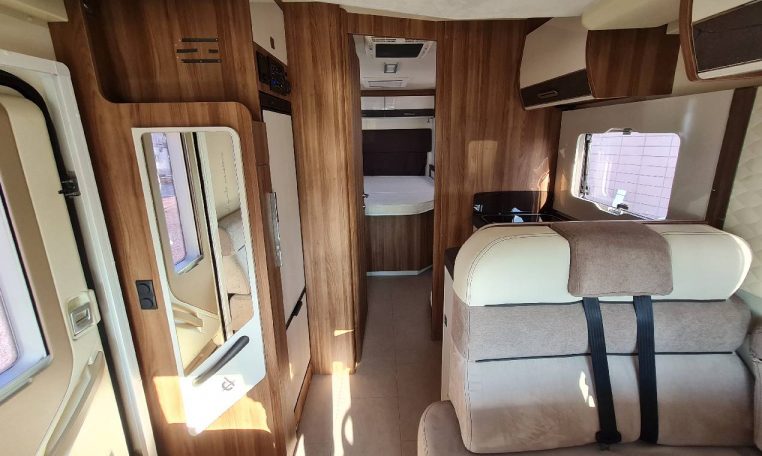 ci-magis65xt-caravanbacci