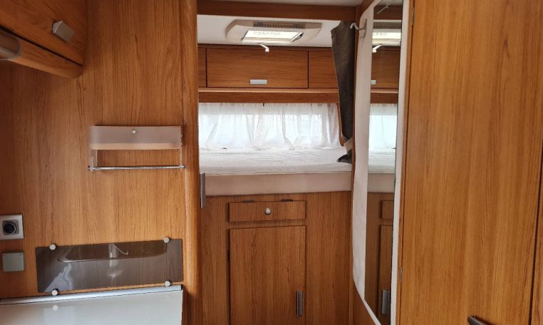rimor-superbrig677tc-caravanbacci