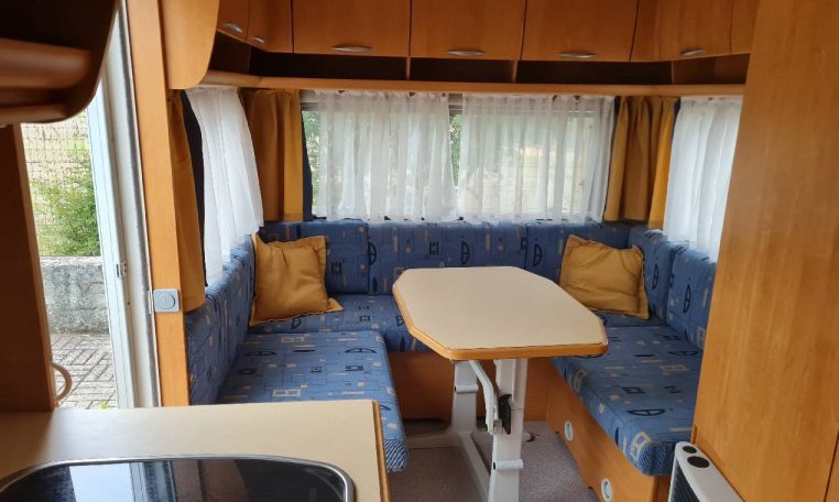 eifelland-holiday450qd-caravanbacci