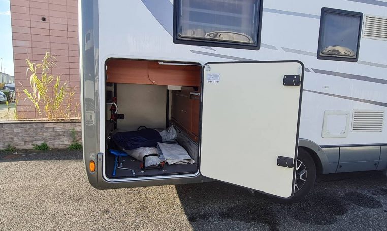 mobilvetta-kyacht89-caravanbacci