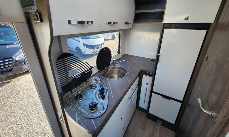 benimar-t481-caravanbacci
